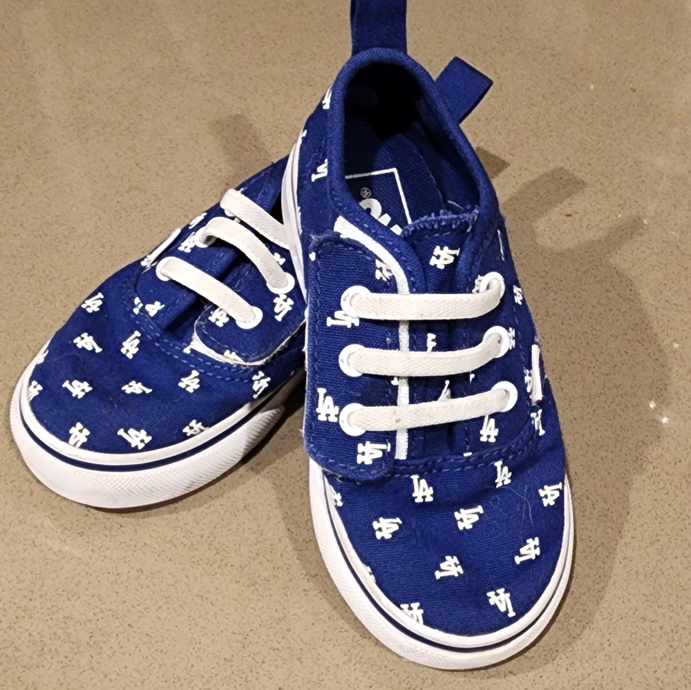 LA Dodgers Vans Toddler Size 7.5! Velcro lace, barely worn.